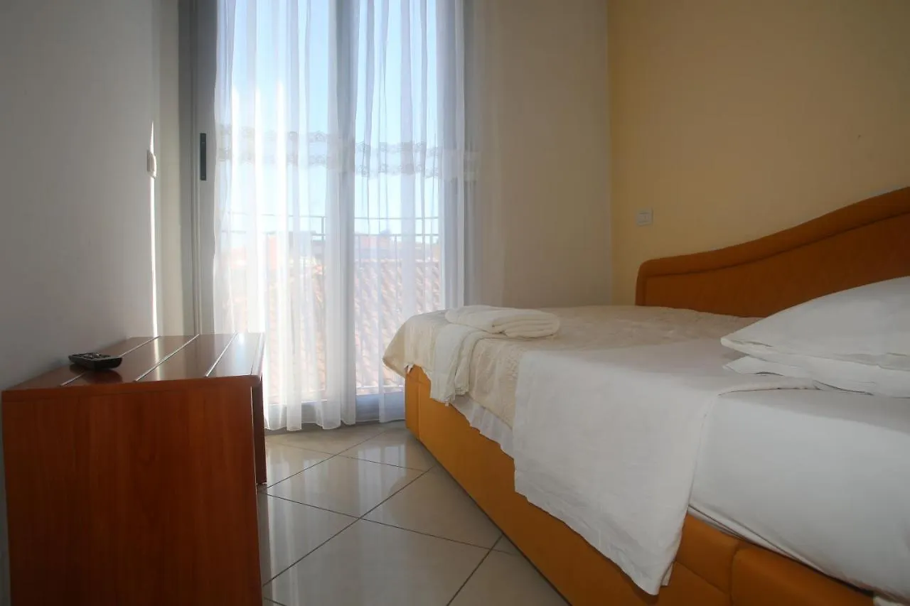 Hotel Feldberg Rimini 3*,